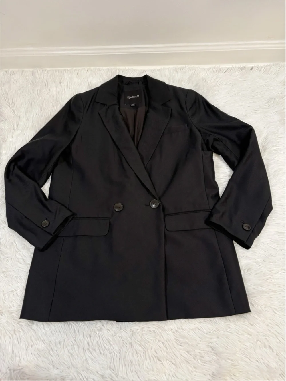 Madewell Women's Double-Breasted Blazer light weight in black‎ relax fit